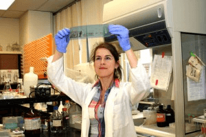 Dr Lucija Tomljenovic (CANADA)